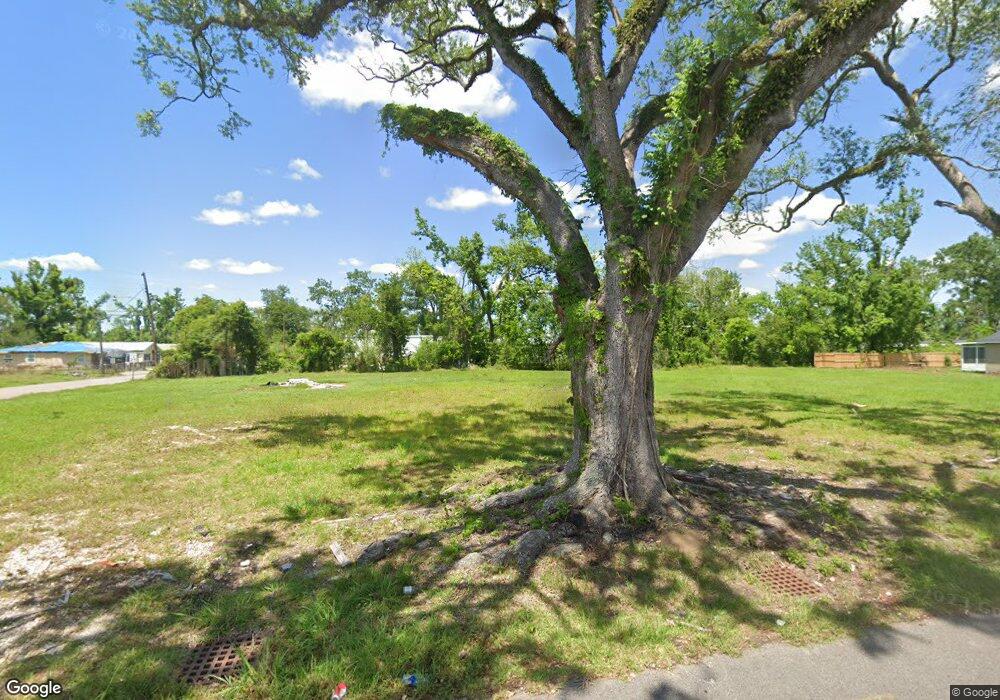 2205 Poplar St, Lake Charles, LA 70601 - photo 1