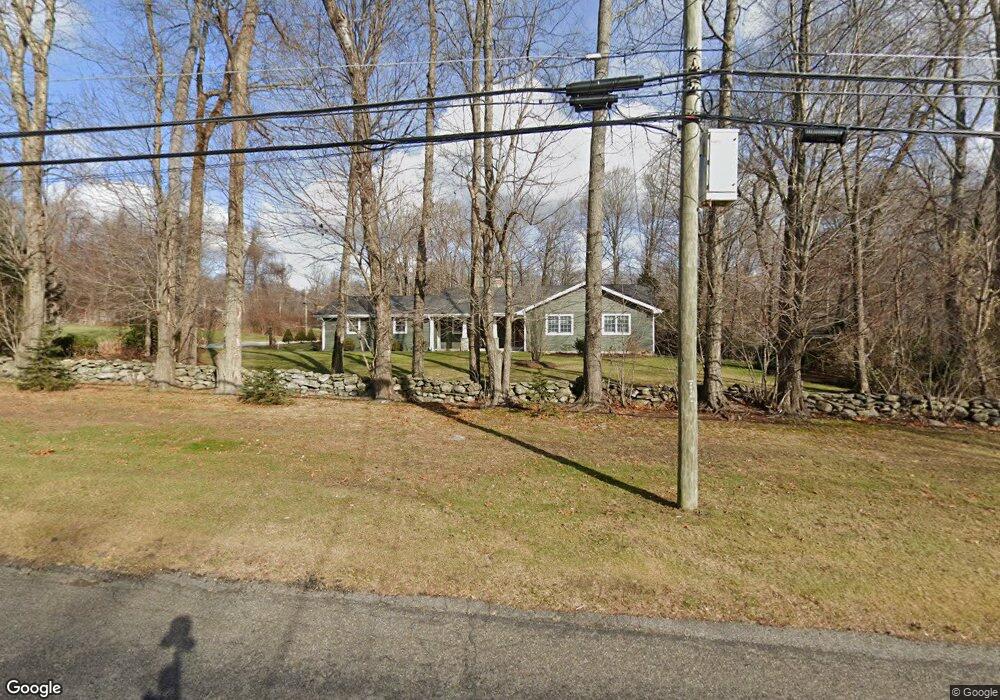 11 Pine St, Columbia, CT 06237 - photo 1