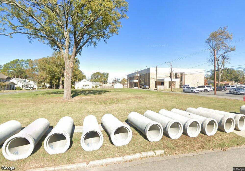 110 W 9th St, Stuttgart, AR 72160 - photo 1