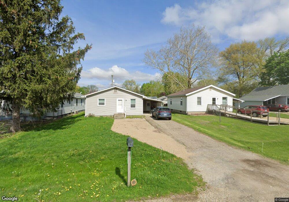 1505 N Sangamon St, Lincoln, IL 62656 - photo 1