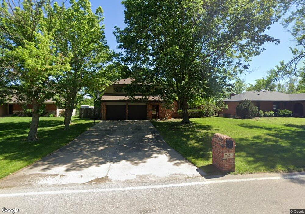 7401 SW 33rd St, Topeka, KS 66614 - photo 1