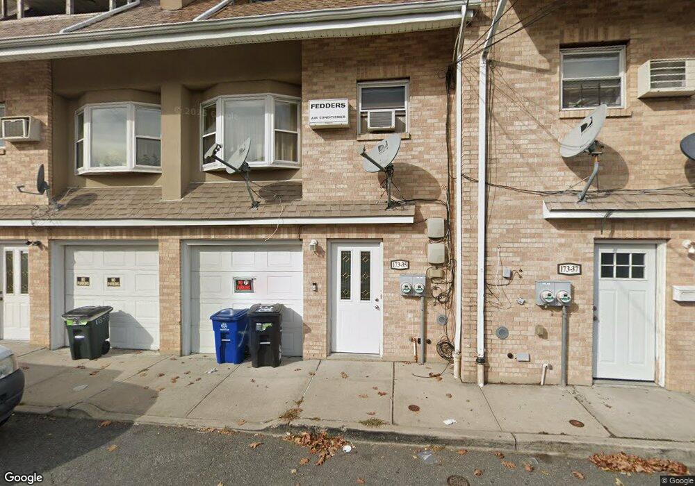 173-35 Vaswani Ave, Jamaica, NY 11434 - photo 1