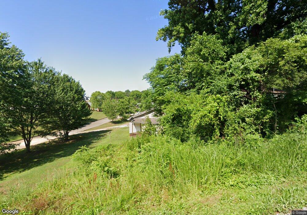 512 Plum St, Florence, AL 35630 - photo 1