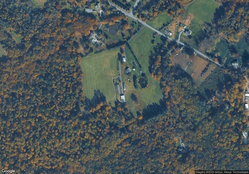 148 Sycamore Rd, Douglassville, PA 19518 - photo 1