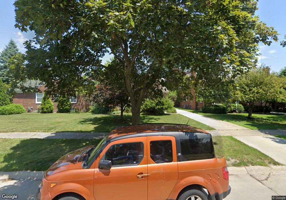 384 Ridgemont Rd, Grosse Pointe Farms, MI 48236 - photo 1