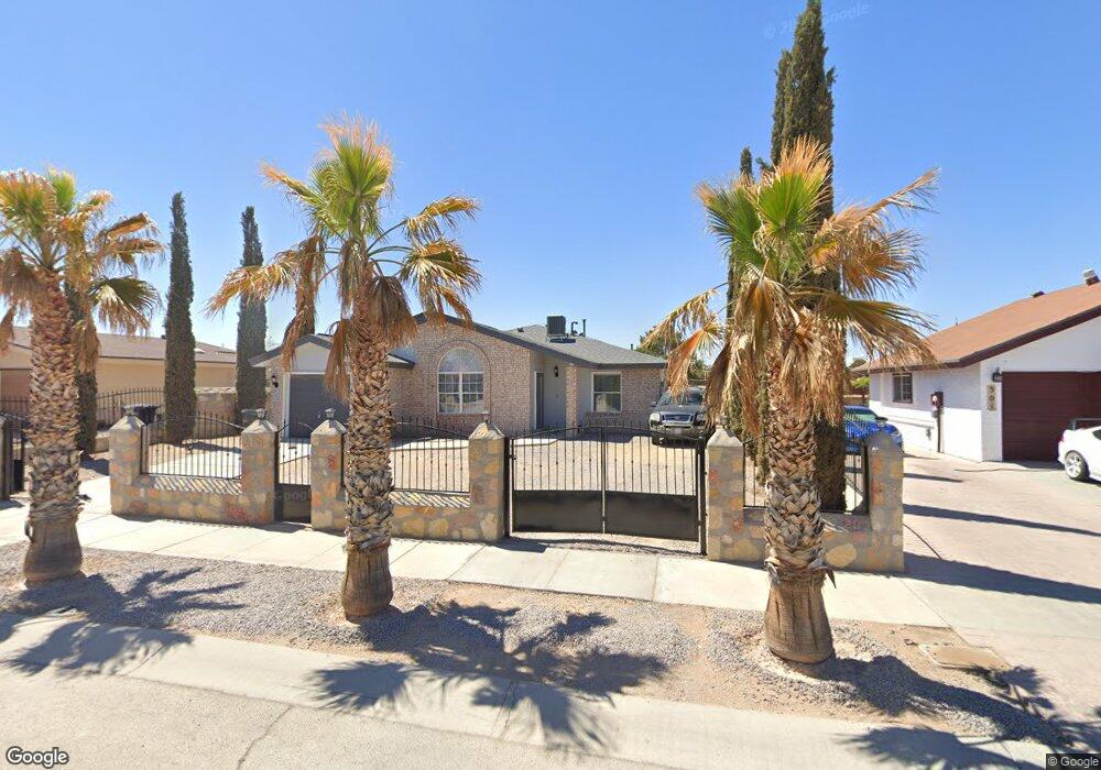 305 Crocker Dr, Horizon City, TX 79928 - photo 1