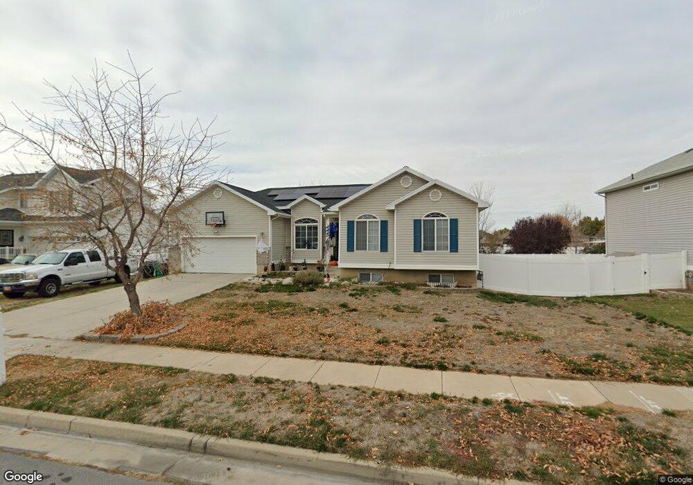 1998 Dahl Ln, Syracuse, UT 84075 - photo 1