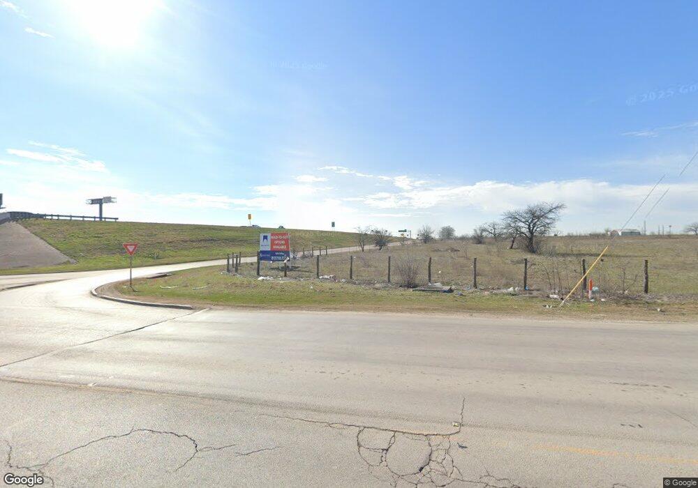 8821 Silver Creek Rd, Fort Worth, TX 76108 - photo 1