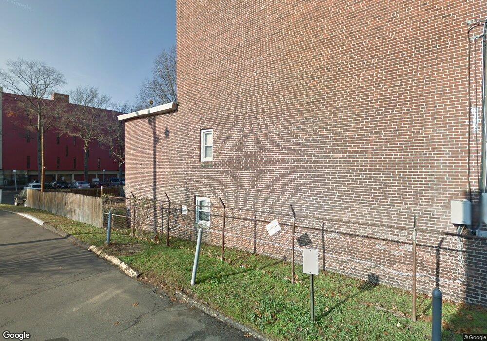 42 Warren St unit Garden Lvl, New Haven, CT 06511 - photo 1