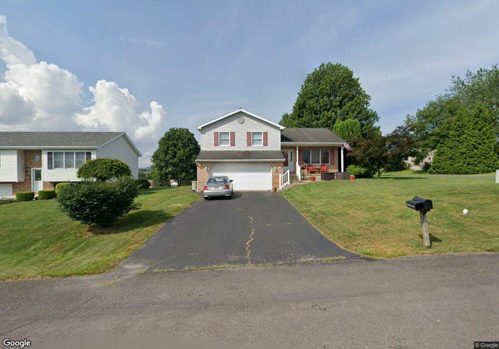 132 Applegate Ln, Drums, PA 18222 - photo 1