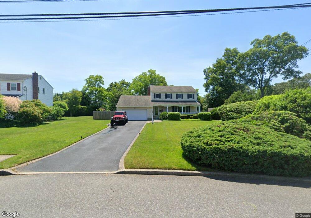 132 Boylan Ln N, Blue Point, NY 11715 - photo 1