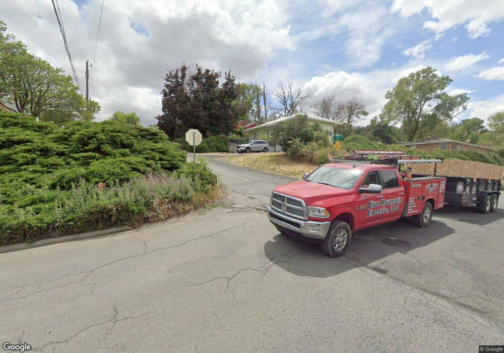 811 SW 7th St, Pendleton, OR 97801 - photo 1