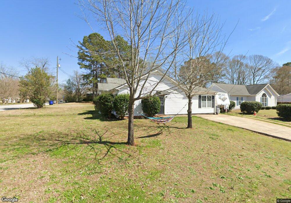 945 Malibu Dr, Lagrange, GA 30240 - photo 1