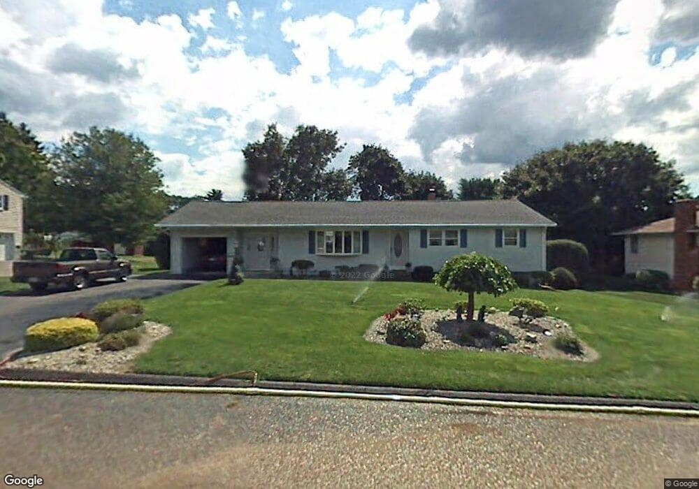 76 New Crest St, Ludlow, MA 01056 - photo 1