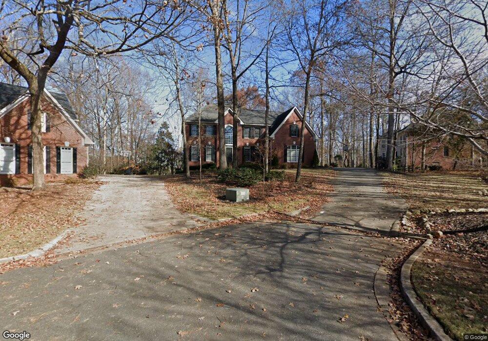 1915 Silverleaf Way, Alpharetta, GA 30005 - photo 1