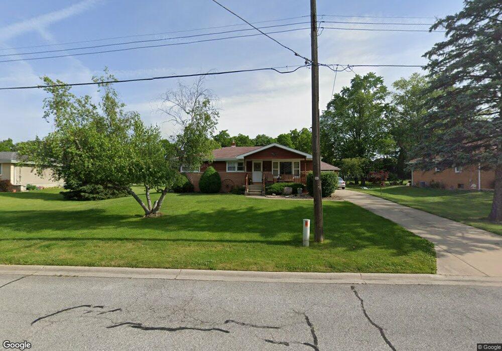 127 Park Manor Dr, Dyer, IN 46311 - photo 1