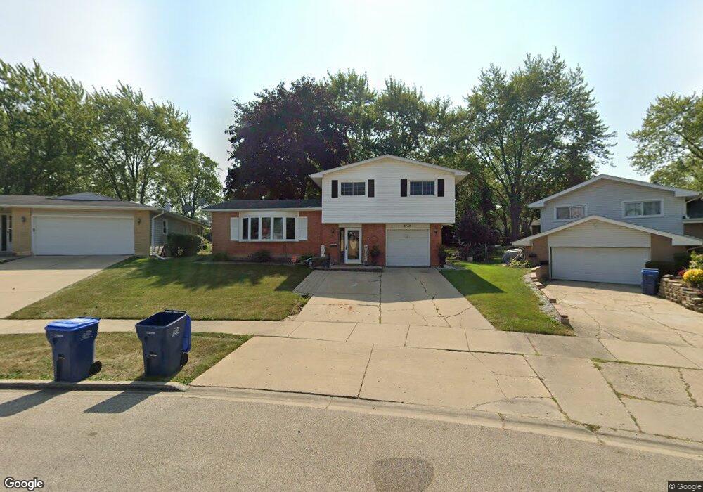 2733 Jacquelyn Ln, Waukegan, IL 60087 - photo 1