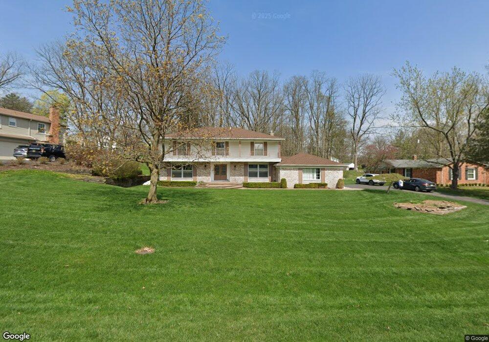 461 Steeple Chase Ct, Bloomfield Hills, MI 48304 - photo 1