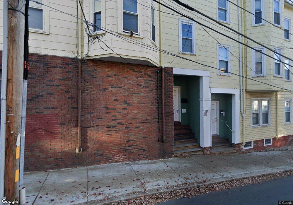 184 Lowell St unit 3, Somerville, MA 02144 - photo 1