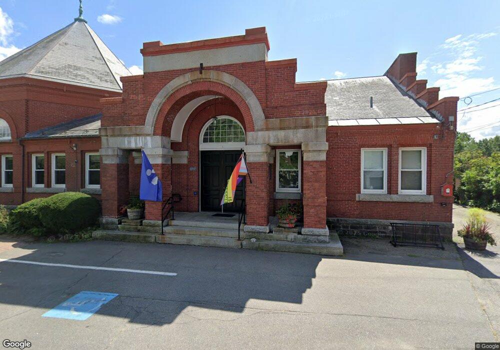 1 Elm St, Newmarket, NH 03857 - photo 1