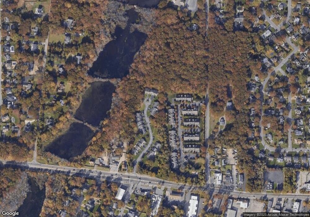 6 N Mcconnell Ave, Bayport, NY 11705 - photo 1