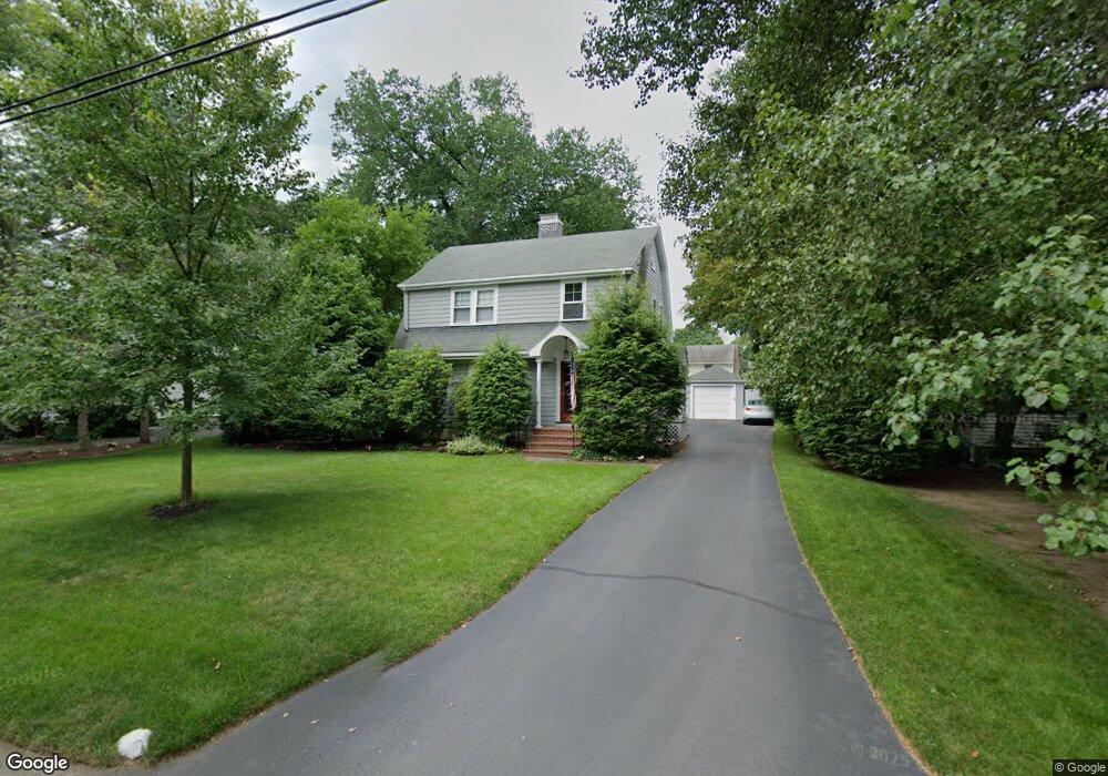 16 Cavanaugh Rd, Wellesley Hills, MA 02481 - photo 1