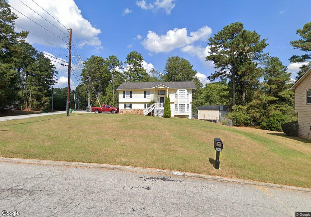 6288 Phillips Creek Dr, Lithonia, GA 30058 - photo 1