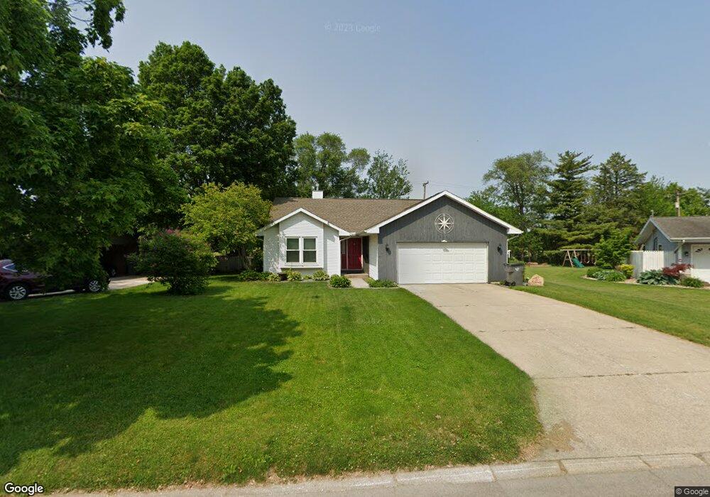 956 E John St, Nappanee, IN 46550 - photo 1