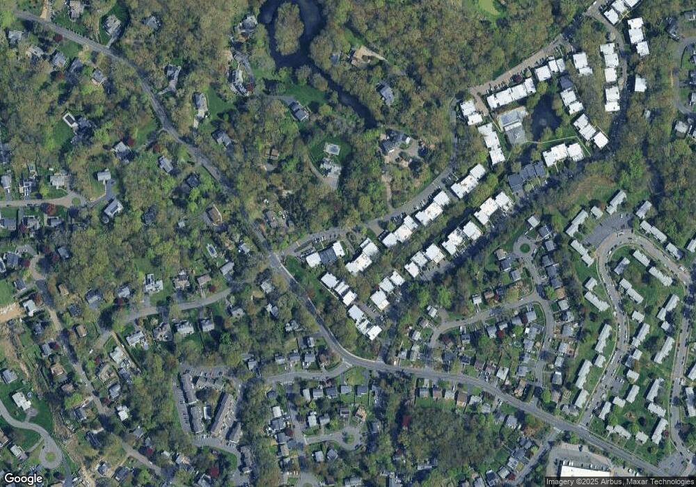 186 Gillies Ln, Norwalk, CT 06854 - photo 1