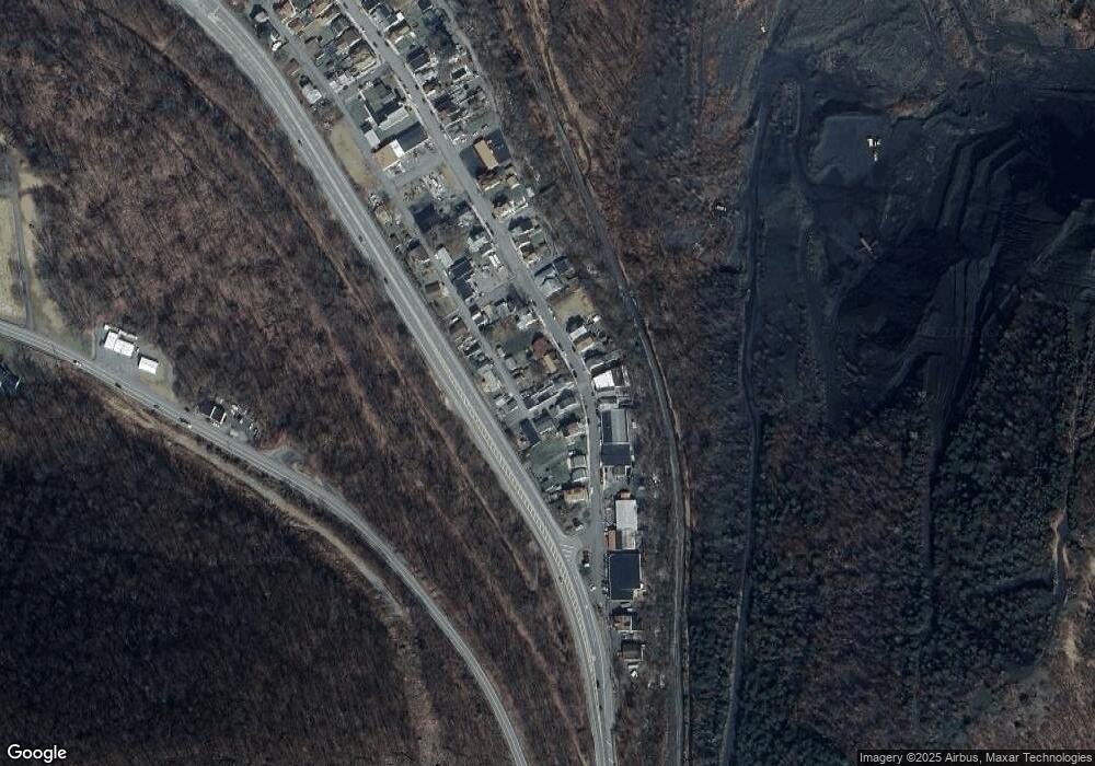 106 Center St, Coal Township, PA 17866 - photo 1