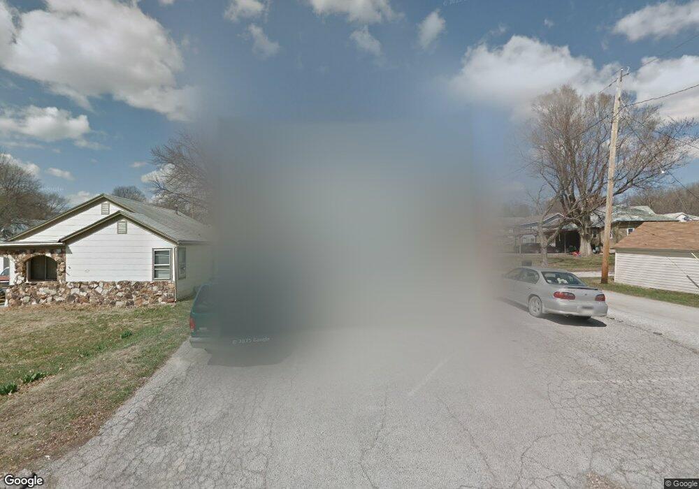 105 W Nishna Rd, Shenandoah, IA 51601 - photo 1