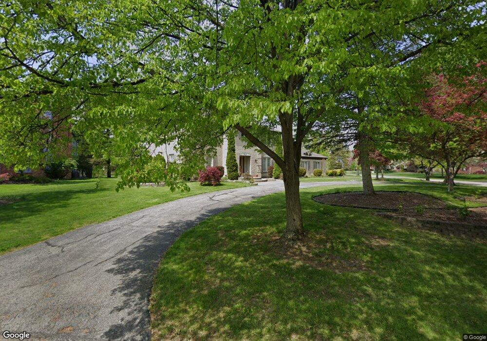 3017 Riva Ridge Rd, Ottawa Hills, OH 43615 - photo 1