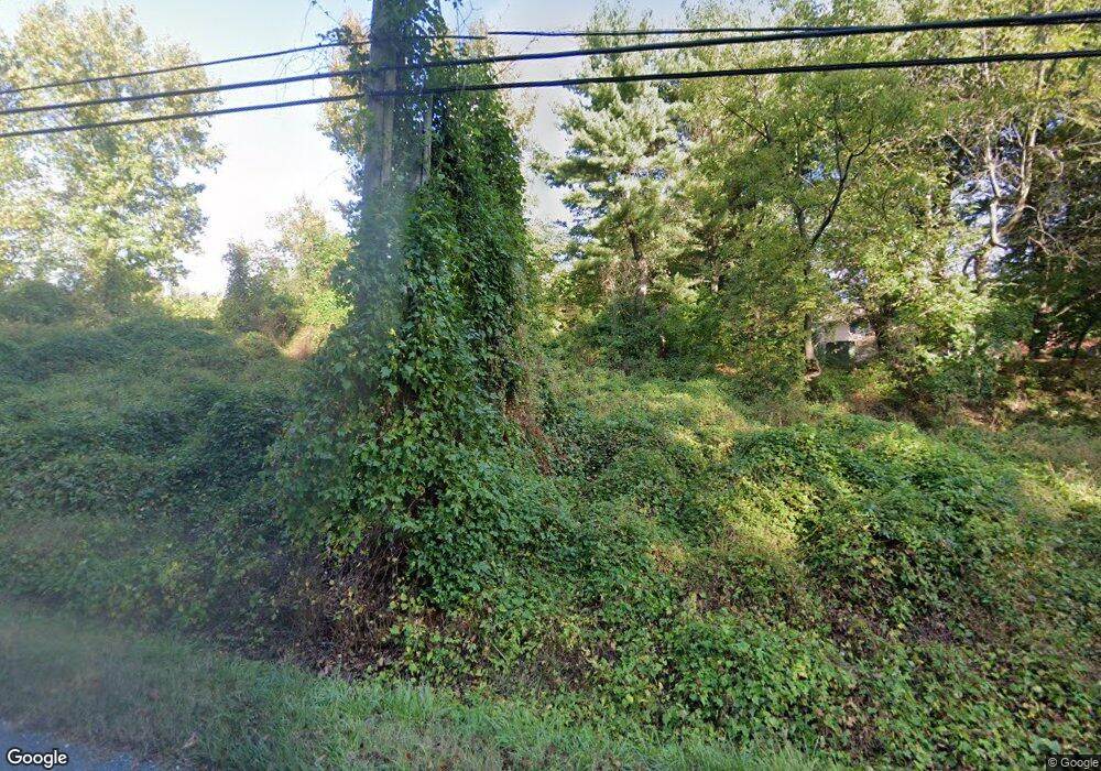 135 Falcon Ln, Wilmington, DE 19808 - photo 1