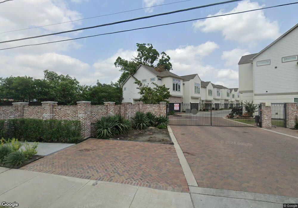 105 Knights Bridge Park Ln, Houston, TX 77018 - photo 1