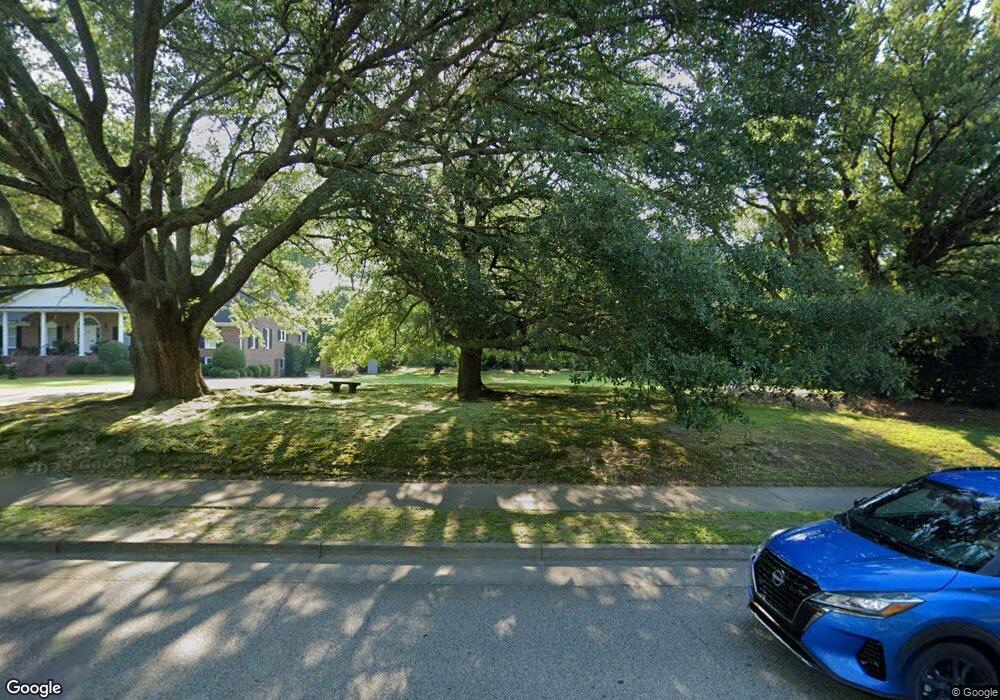 1810 Broad St, Camden, SC 29020 - photo 1