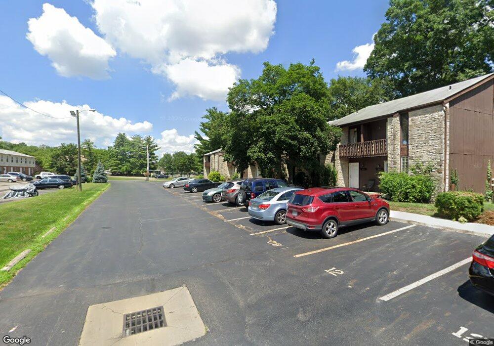 2796 Stonehenge Dr, Columbus, OH 43224 - photo 1