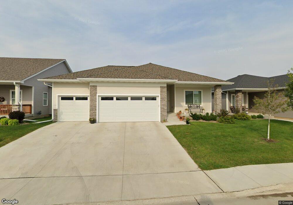 9940 Thorton Dr, Johnston, IA 50131 - photo 1