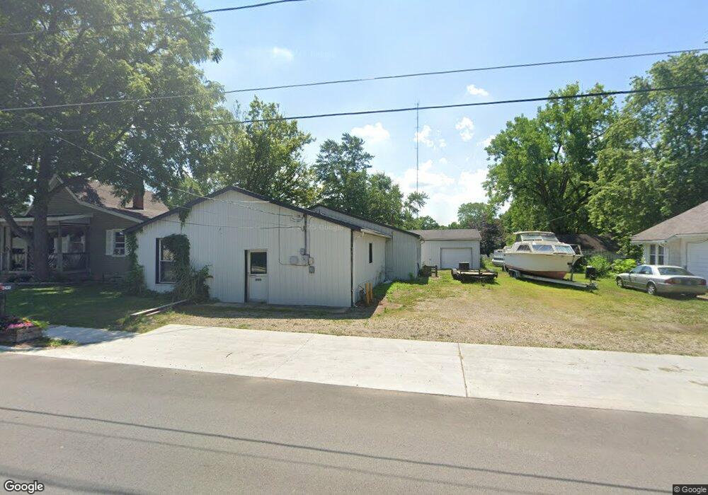 2432 S Hoyt Ave, Muncie, IN 47302 - photo 1