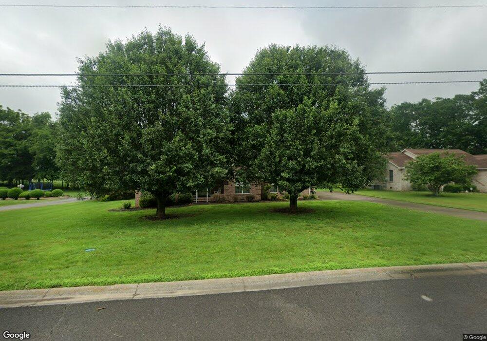 301 Northwood Ave, Shelbyville, TN 37160 - photo 1