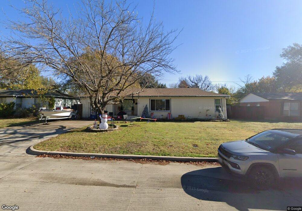 924 Dora St, Bedford, TX 76022 - photo 1