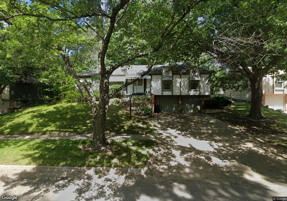 3218 SW MacVicar Ave, Topeka, KS 66611 - photo 1