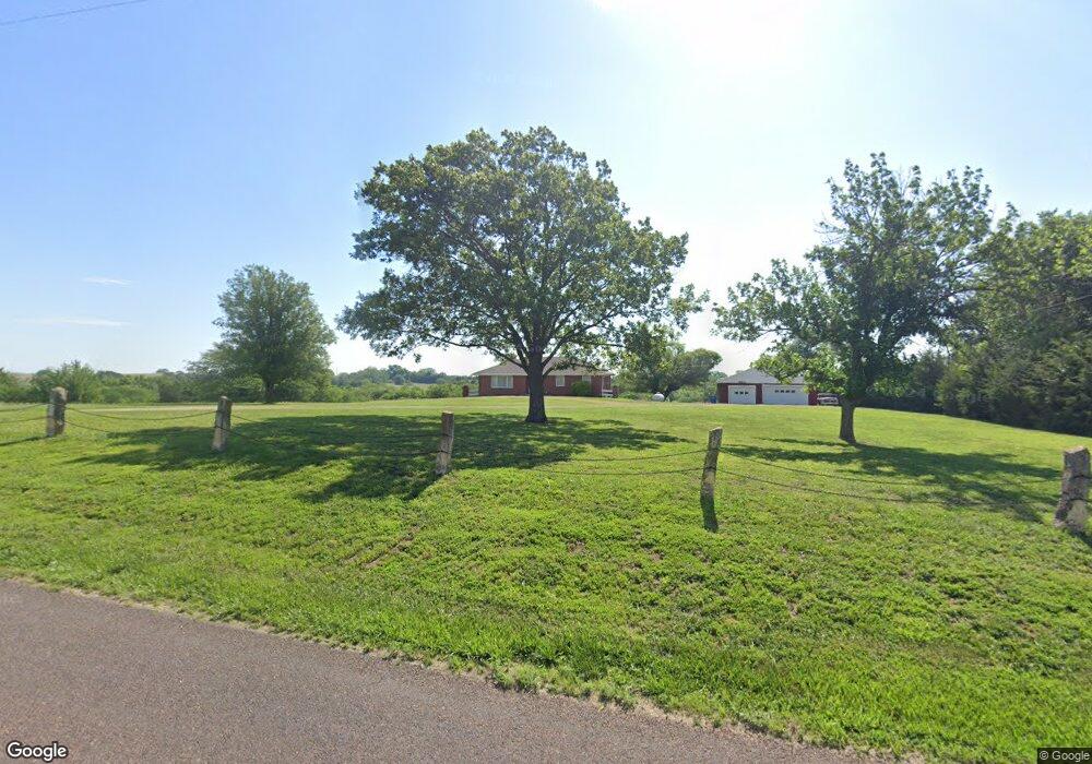 8024 NE Indian Creek Rd, Topeka, KS 66617 - photo 1