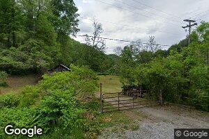 6 Maggard Ln, Hyden, KY 41749