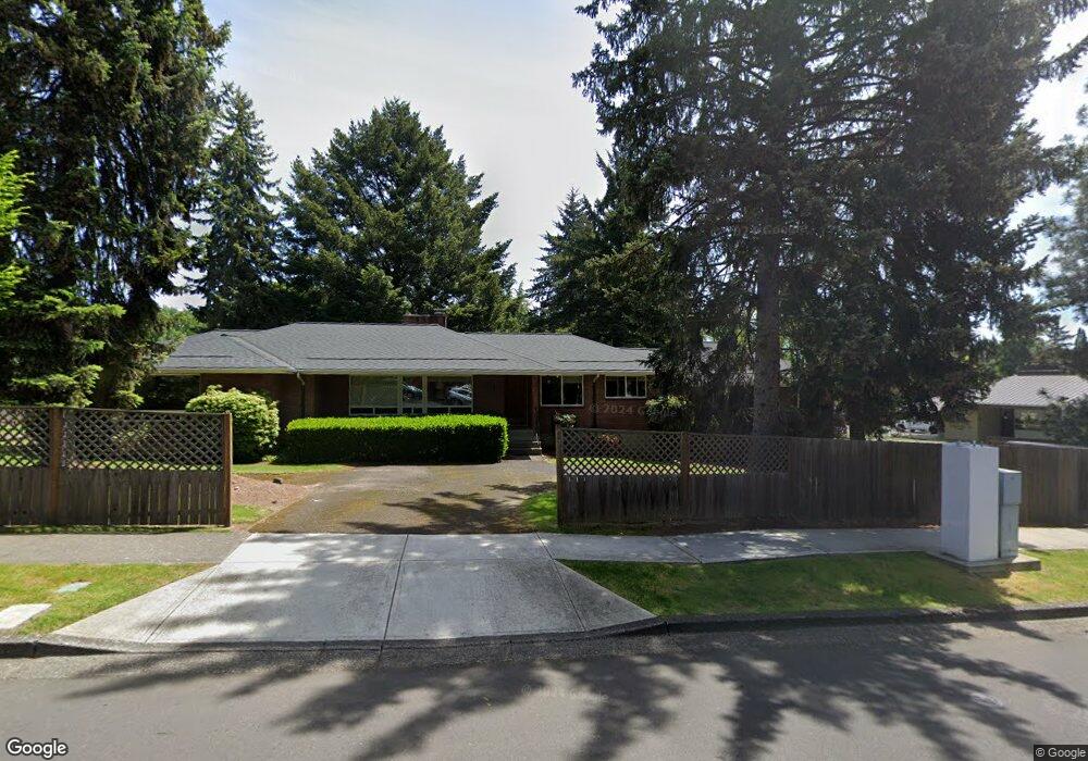 8970 SW Davies Rd, Beaverton, OR 97008 - photo 1