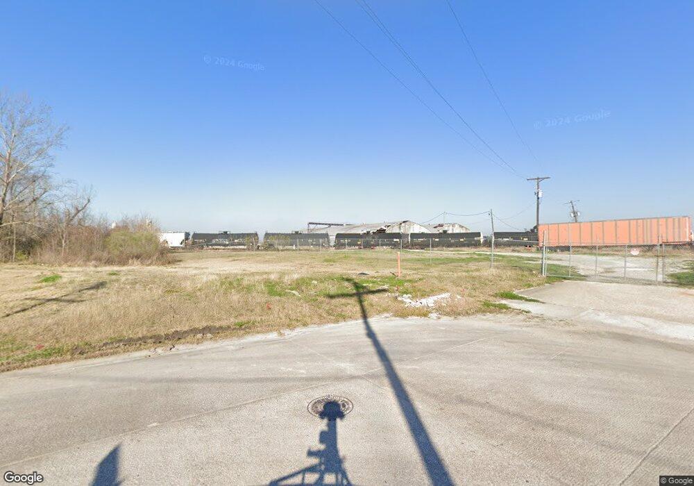 400 N Kirkman St, Lake Charles, LA 70601 - photo 1