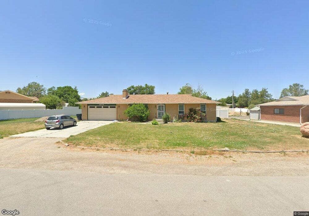 10446 S 2775 W, South Jordan, UT 84095 - photo 1