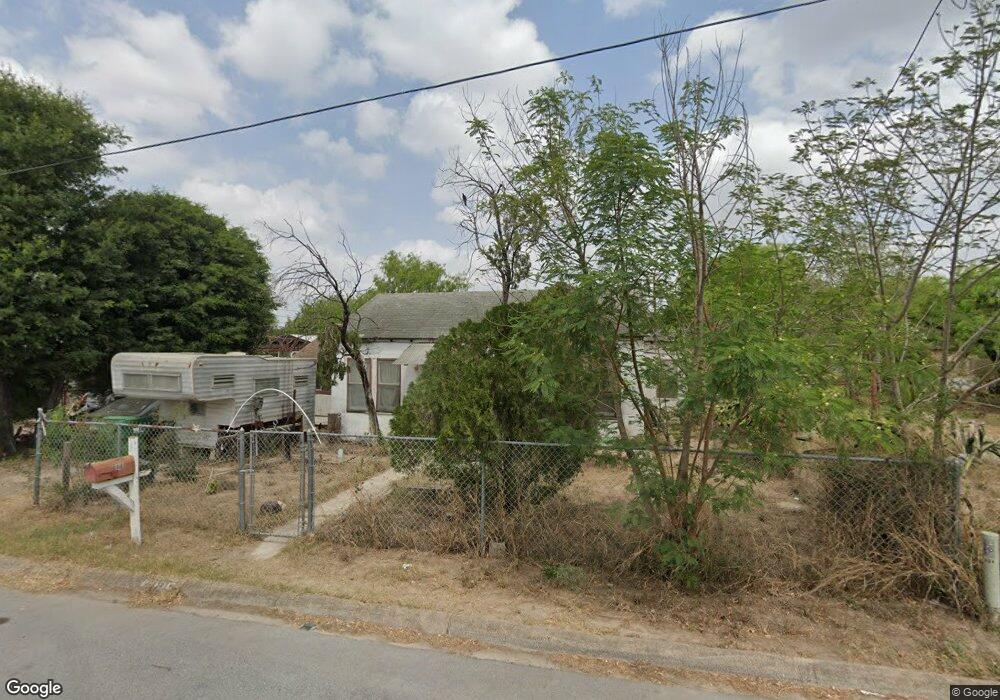 825 E Dreyer St, Pharr, TX 78577 - photo 1