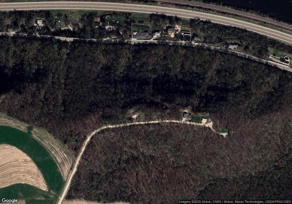 21775 Government Pointe Rd, Winona, MN 55987 - photo 1