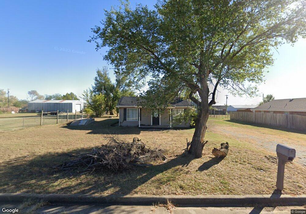 1829 W Wiley St, Shawnee, OK 74804 - photo 1