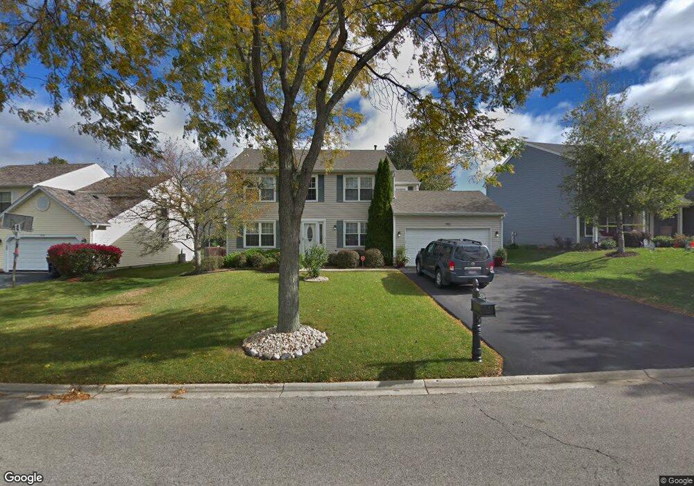 982 Mcphee Dr, Lake In the Hills, IL 60156 - photo 1